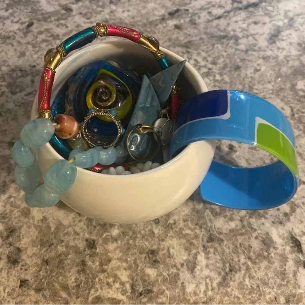 Colorful Ceramic Trinket Bowl with Accessories #jewleryjar